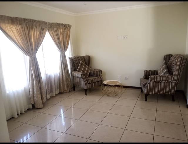4 BEDROOM HOUSE FOR SALE IN PARKHAVEN